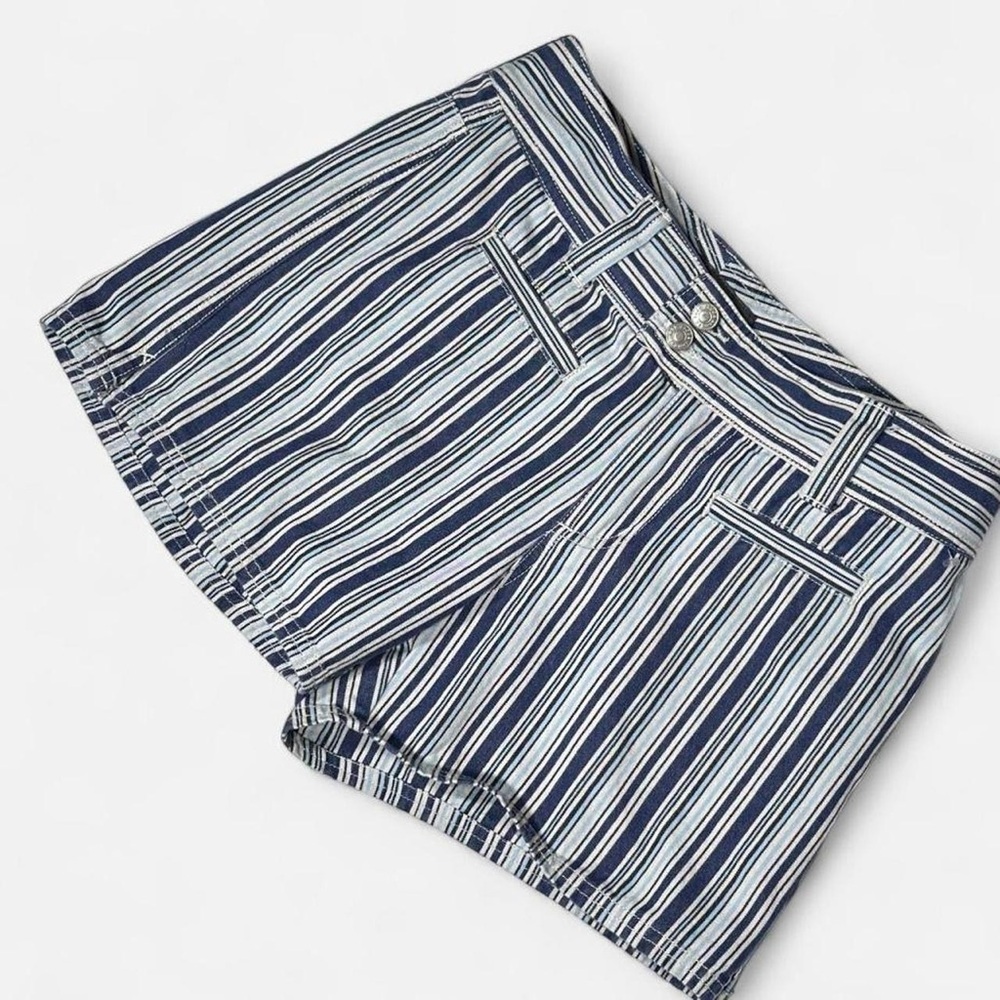 Vintage Y2K Pin Stripe Denim Shorts, Mid Rise, Size Small